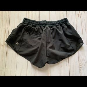 Lululemon Hotty Hot shorts